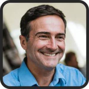 Happy user sharing positive Spartamax results